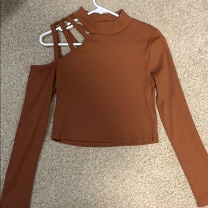 One shoulder design top